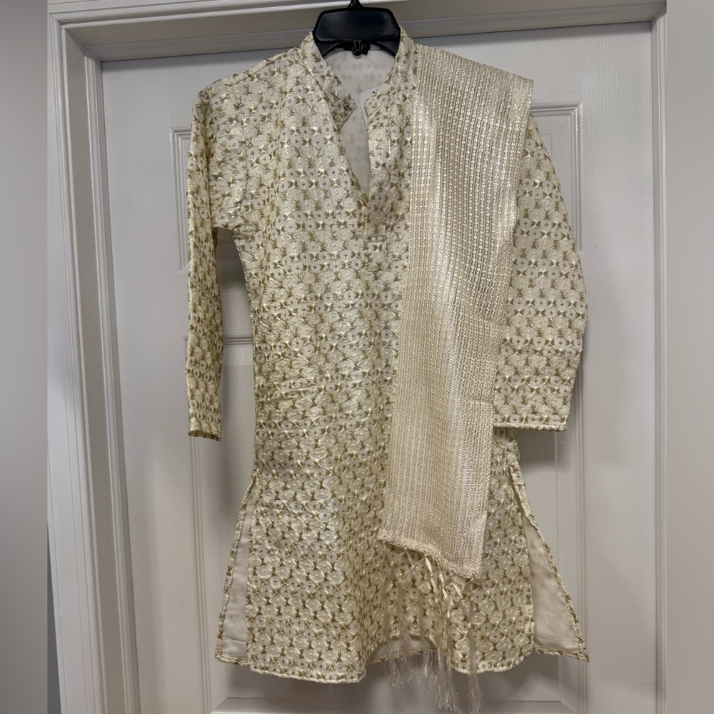 NWTA 3 Piece Boys Sherwani Set Size 8